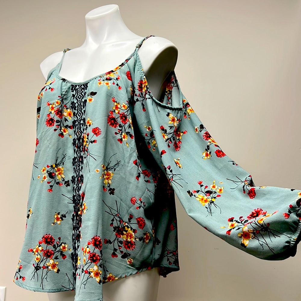Rewind Boho NWOT Juniors Off Shoulder Floral Blouse XL Mid Sleeve